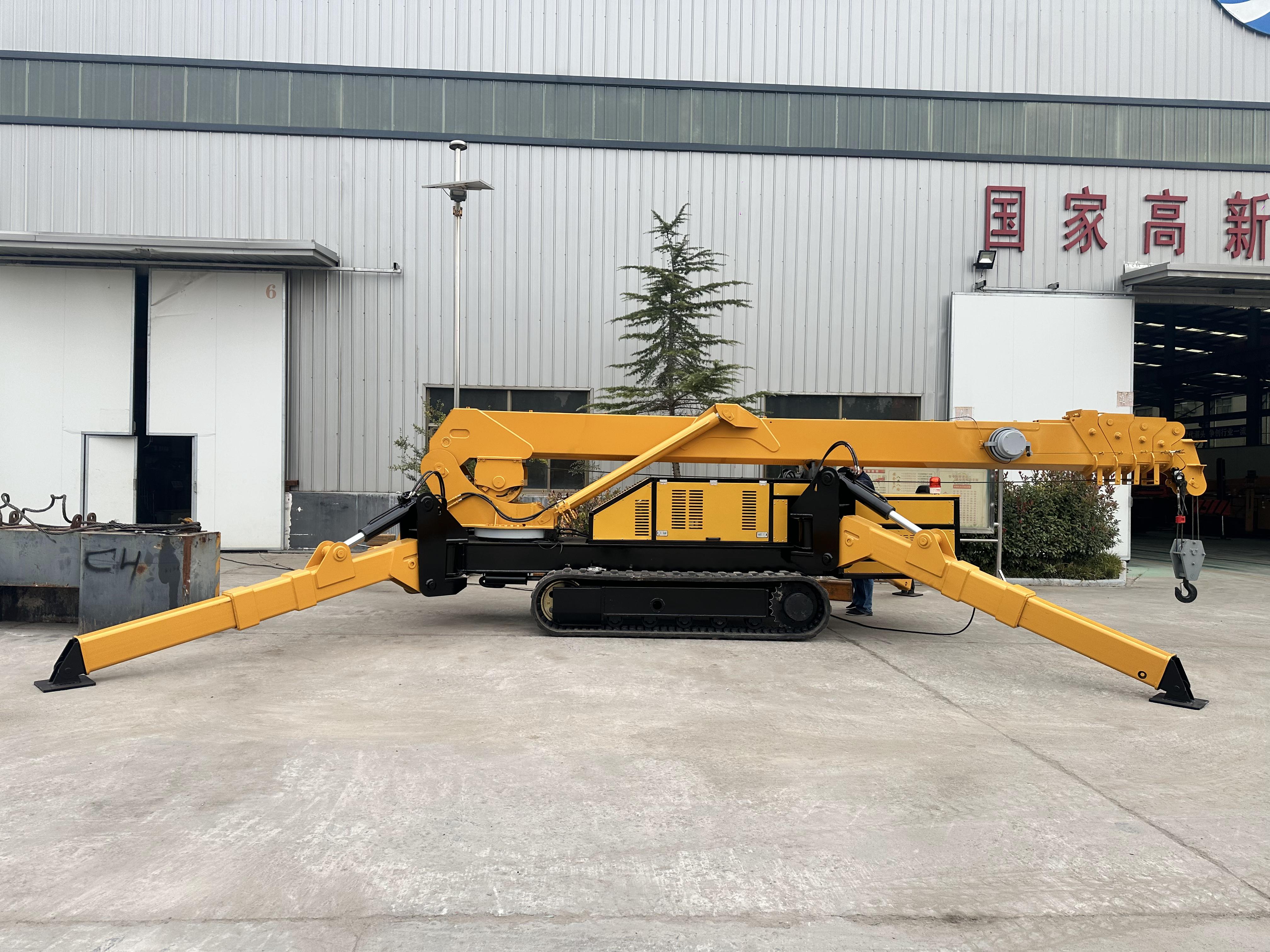 華鷹機(jī)械2噸蜘蛛吊車(chē)車(chē)寬僅0.8米，室內(nèi)吊裝的必備裝修設(shè)備